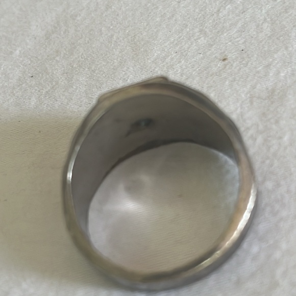 Silver men’s ring with CZ - Picture 2 of 6